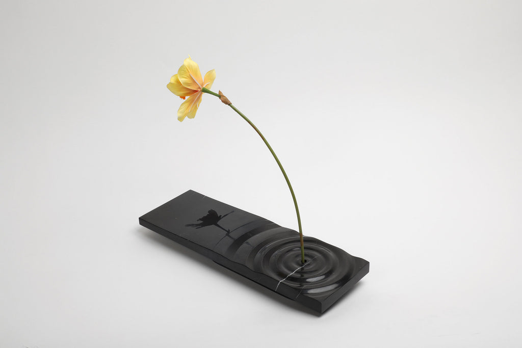 In Praise of Flowers <br> Daffodil